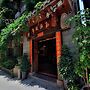 Xiangxi Dreamweaver Inn