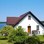 Holiday Apartment With Fireplace, Lake View