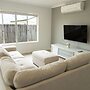 Spacious 4-bed House in Leafy Plainland