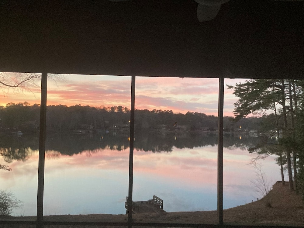 Lakeside Leisure - A Hidden Gem in Metro Atlanta
