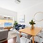 Bright 3-bed Apartment Near Coogee Beach