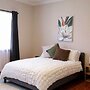Spacious 3-bed Home in Central Tenterfield