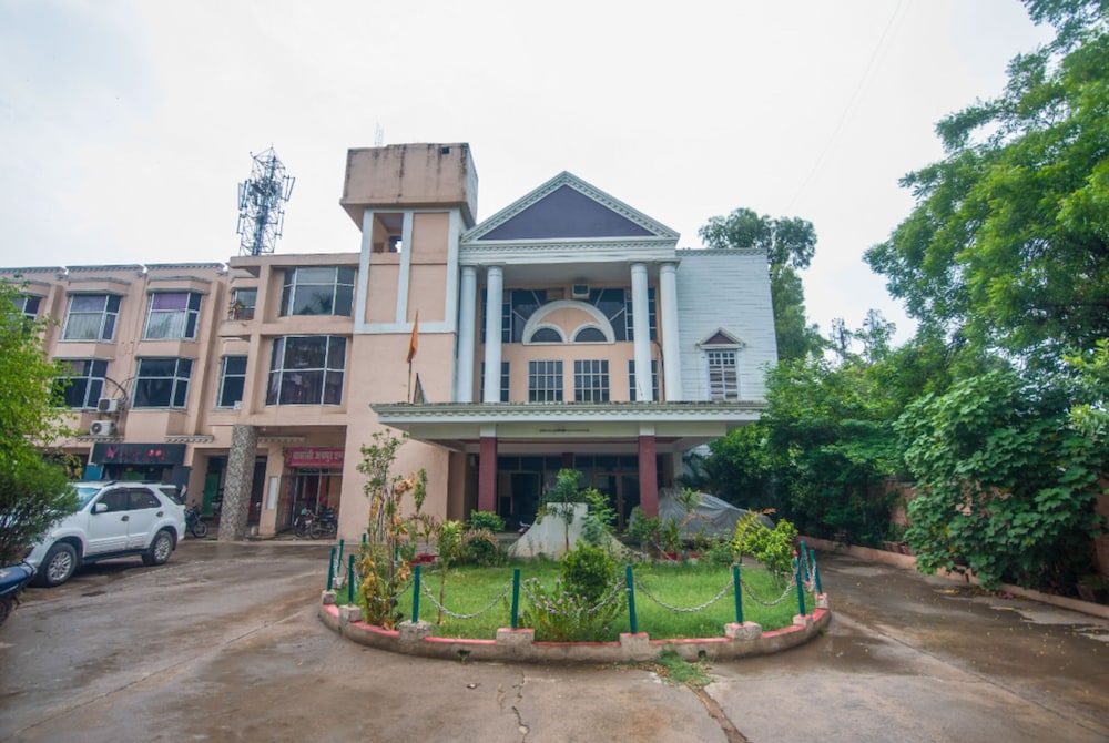 Hotel Rewa Rajvillas