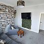 Charming 3-bedroom Home in Doncaster, Perfect for Family, Friends & Co
