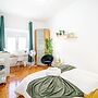 April Square Guesthouse by Lisbon with Sintra