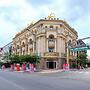 Golden Central Hotel Trang Bang