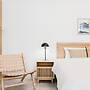 Valencia Apartments by Olala Homes