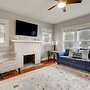 1 Mi to Hermann Park: Houston Apt w/ Shared Yard