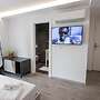 Leon Hotel