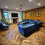 Luxurious 5-bedroom House Rental With Scenic Countryside Views