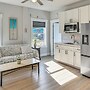 Outer Banks Couples Escape Near Beach & Gardens!