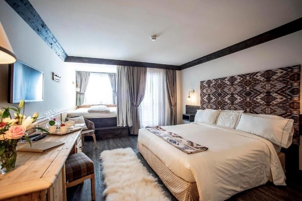 Grifone Dolomiti Resort
