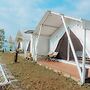 Happynest Glamping and Villa Dieng
