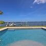 8730 Dunmore Dr