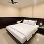 Landmark Inn