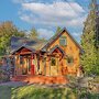 Eclectic Loft-style Cottage: 6 Mi to Downtown Pdx!