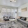 Walk to Bart Station: Richmond Townhome w/ Balcony