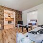 4 - Bedroom House With Hot Tub & Sauna