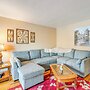 5 Mi to Dtwn Rockford: Pet-friendly Home w/ Yard!