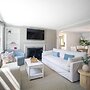 Family Cottage with 4 King Beds