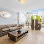 3-bed Greenhithe Retreat Garden Near Bluewater