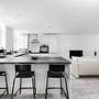 Modern 2bed Apartment-ground Floor-free Parking