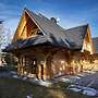 Comfortable Holiday Villa With Mountain Views