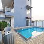 Arohi Villa 4bhk Villa by Palette