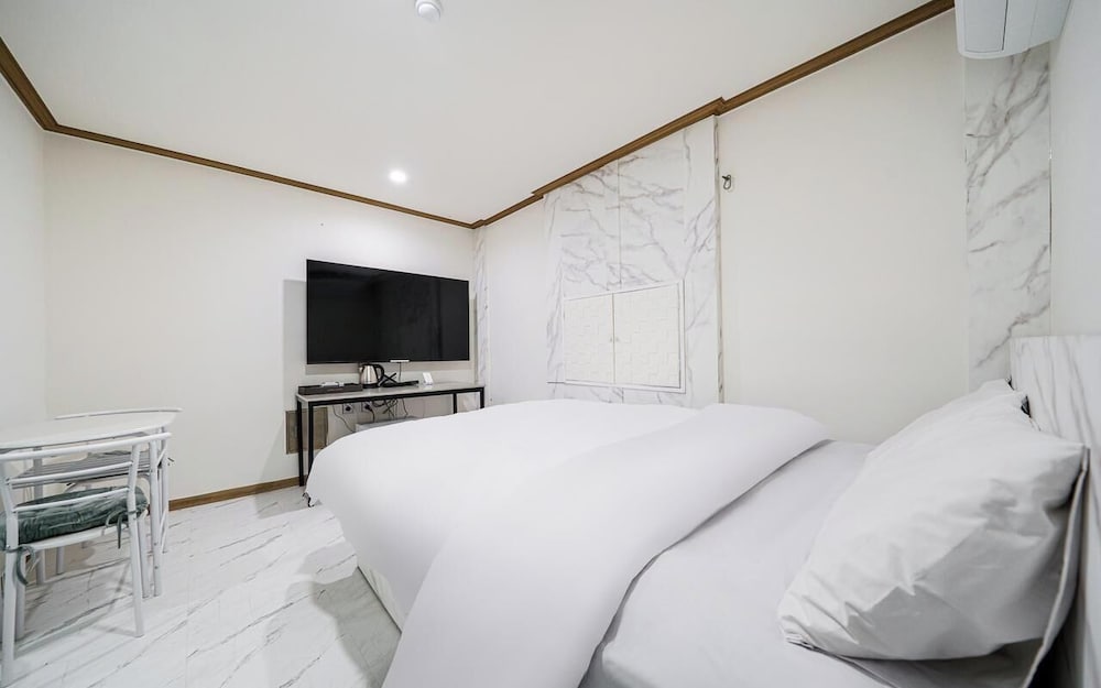 Hasen Wolgot Hotel