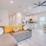 Nurse-ready Rental 2 Mi to UWF Campus & Hospital!