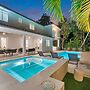 Villa Granada by Rove Waterfront W/pool, Hot Tub
