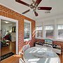 2 Blocks to Ventnor City Beach: Pet-friendly Gem!