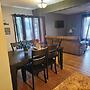 Lake Superior Waterffront Main Unit of Duplex Sleeps 8 ppl