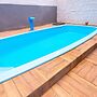 Casa com Piscina e Churrasqueira em Arembepe
