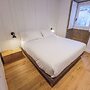 Do Bico Rooms