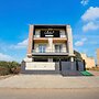 Collection O Zeta I Noida