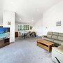 Beachside 3-bed Apartment With Garage Parking
