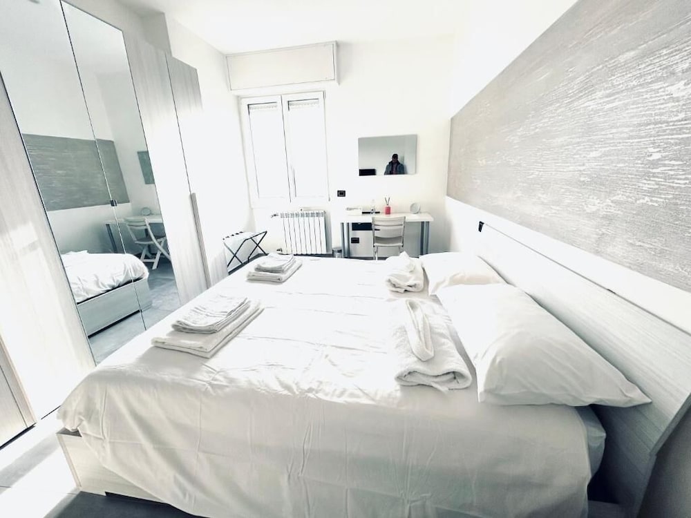 Milano Bicocca Apartment & Rooms