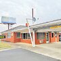 Deluxe Inn