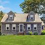 1 Mi to Dtwn Nantucket! Family Getaway w/ Deck