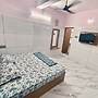 NNP Holidays Stays