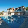 Luxury Hilltop Villa With Pool Stunning View