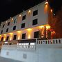 BY TASHAN GARDEN OTEL