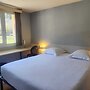 Hotel Le Pont Neuf