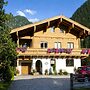 Apartment in a Quiet Location Near Wildkogel Arena