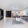 Stunning 5 Bedroom, 3 Bathroom Home in Windsor