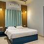Raj Royal Hotel