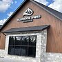 Yellowstone Springs Resort