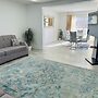 Cozy Modern 3BR With Free Parking Fast Wifi