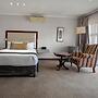Golden Crystal Hotel